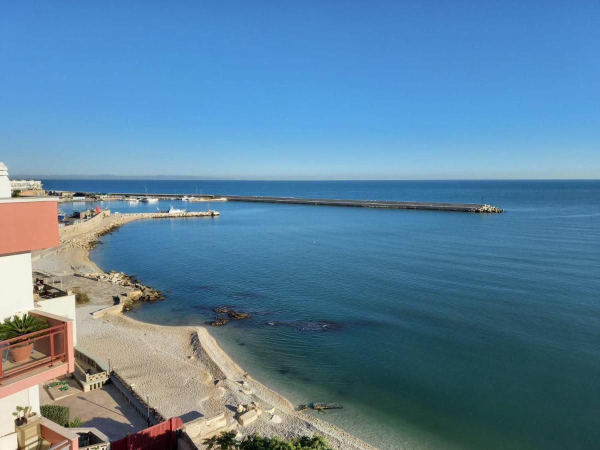 Ledueffe Casa Vacanze Bisceglie Ngoại thất bức ảnh